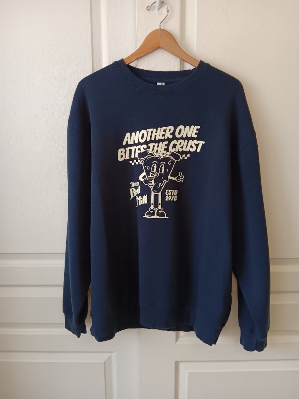 Bob's Red Mill Unisex Navy Blue Pizza Sweatshirt Size 2XL